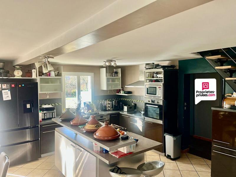 Maison - 175 m² - 5 pièces