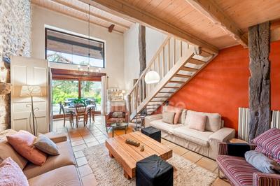 Corps de ferme - 324 m² - 8 pièces