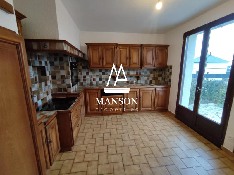 Maison - 107 m² - 6 pièces