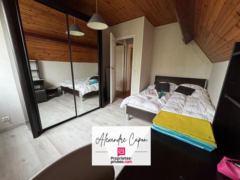 Maison - 163 m² - 8 pièces