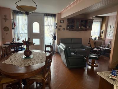 Maison ancienne - 114 m² - 7 pièces