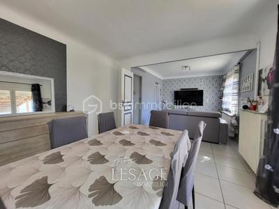 Maison - 90 m² - 6 pièces