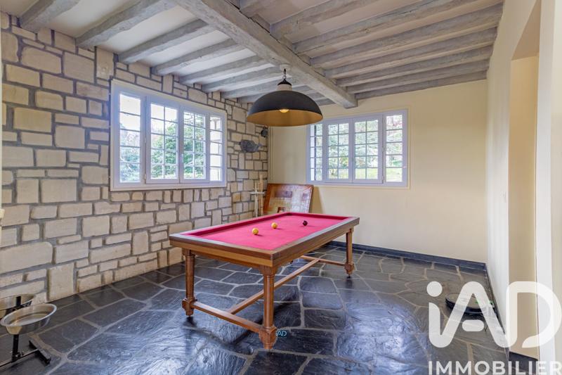 Maison - 250 m² - 10 pièces