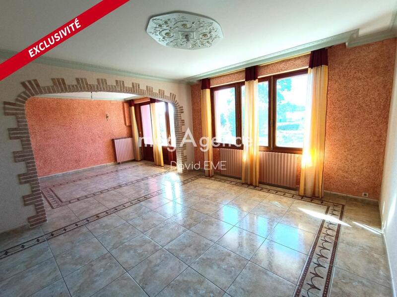 Maison traditionnelle - 172 m² - 9 pièces