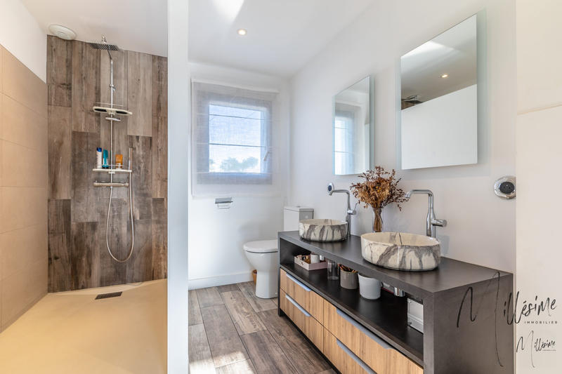 Appartement - 133 m² - 4 pièces