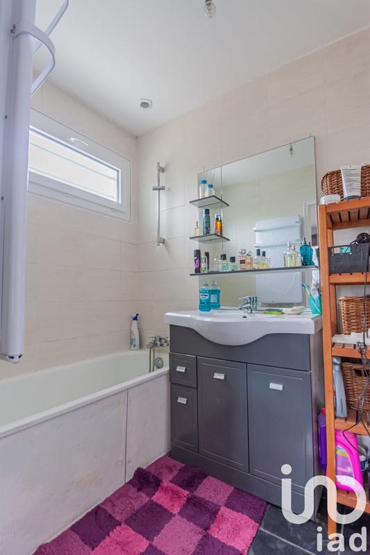 Maison - 93 m² - 4 pièces