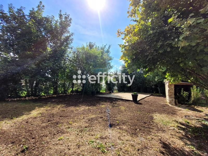 Maison - 181 m² - 6 pièces