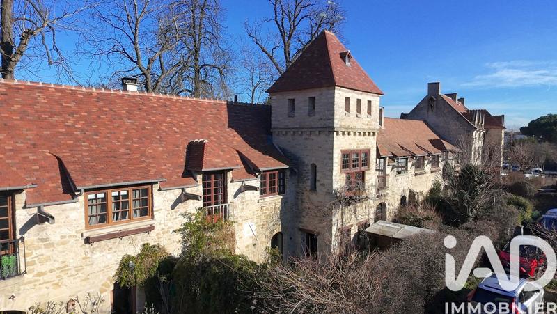 Maison - 141 m² - 6 pièces