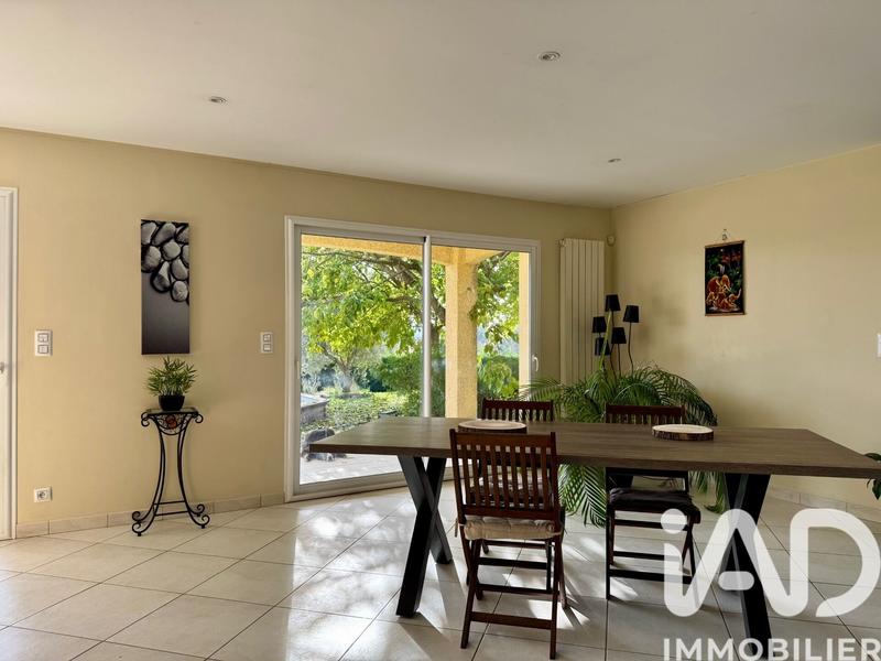 Maison - 146 m² - 5 pièces