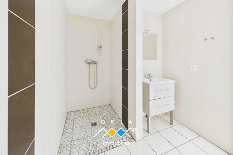 Maison en pierre - 43 m² - 2 pièces