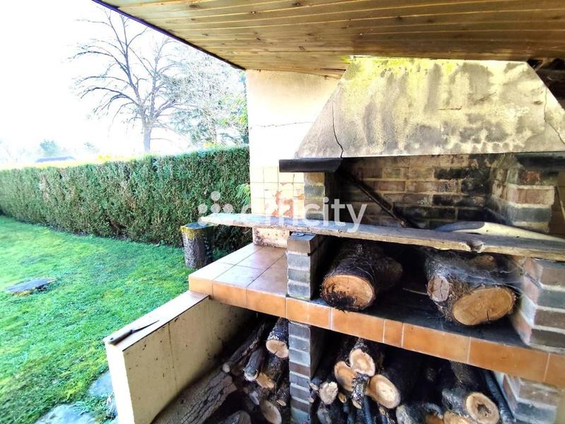 Pavillon - 150 m² - 5 pièces