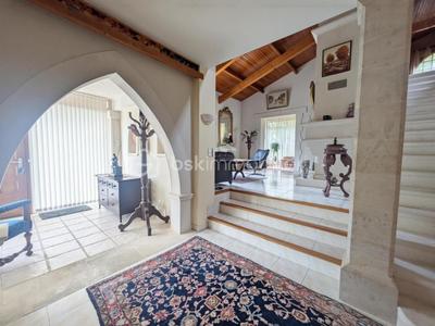 Maison d'architecte - 300 m² - 8 pièces