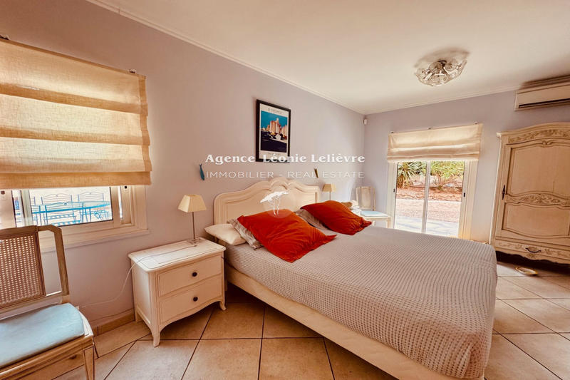 Maison - 209 m² - 8 pièces