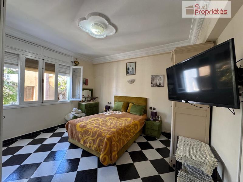 Villa - 400 m² - 12 pièces