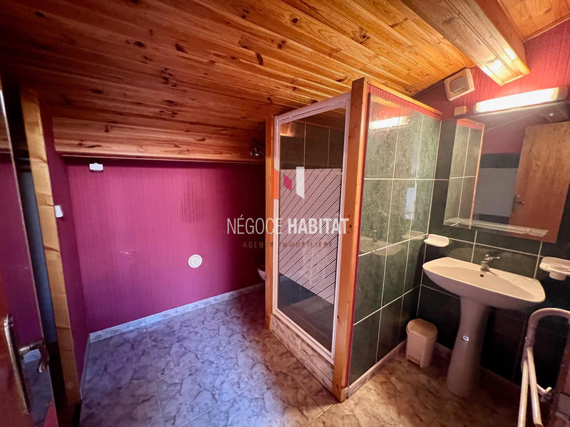 Maison - 166 m² - 6 pièces