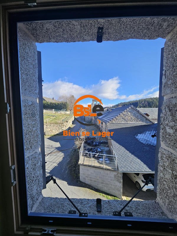 Appartement - 92 m² - 4 pièces