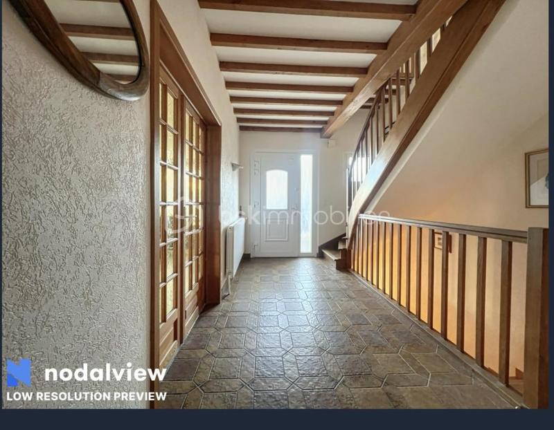 Maison de village - 215 m² - 10 pièces