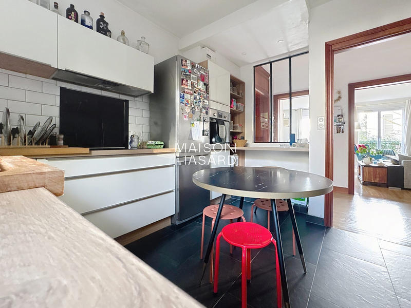 Appartement - 98 m² - 4 pièces