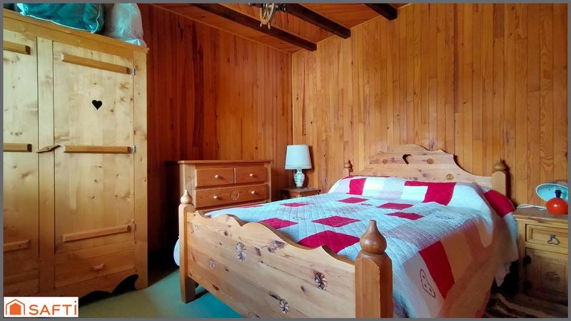 Maison - 184 m² - 9 pièces