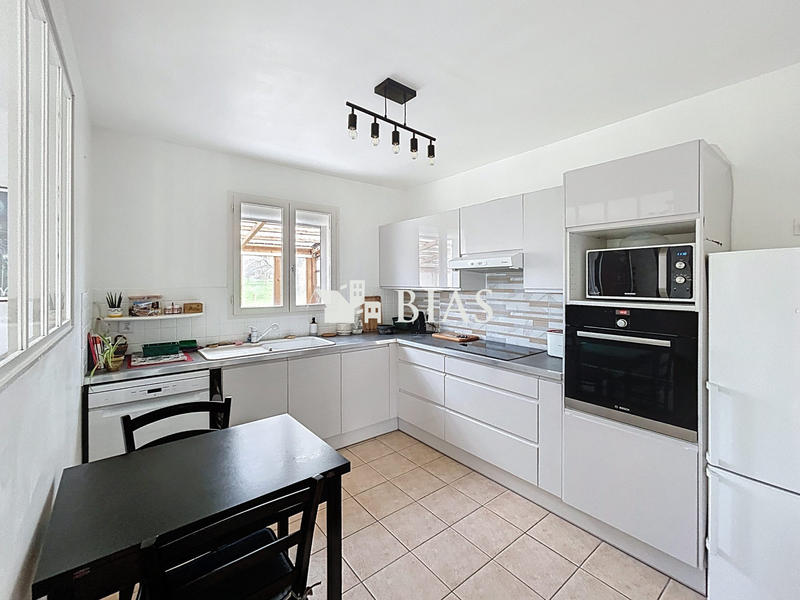 Maison - 87 m² - 4 pièces