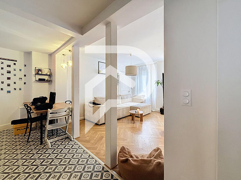 Appartement - 64 m² - 3 pièces