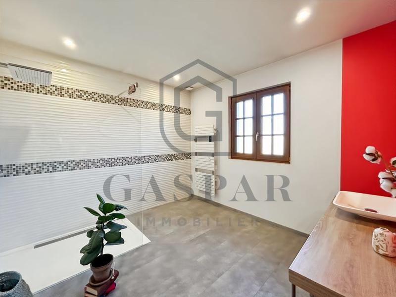 Maison ancienne - 160 m² - 5 pièces