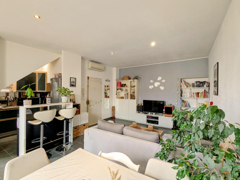 Triplex - 81 m² - 4 pièces