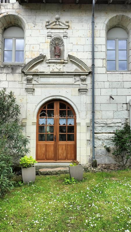 Maison - 260 m² - 11 pièces