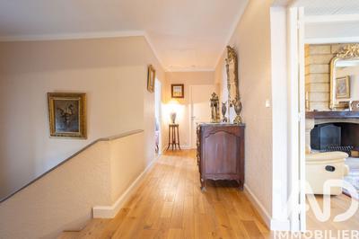 Maison - 200 m² - 6 pièces