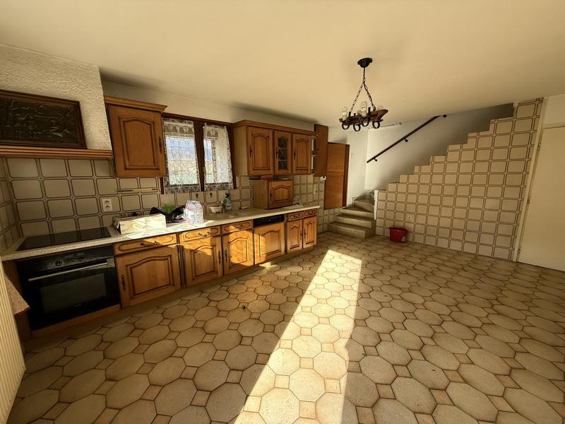 Maison - 143 m² - 6 pièces