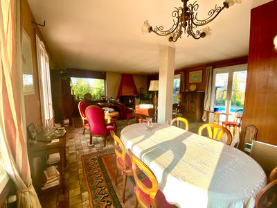 Maison - 185 m² - 6 pièces