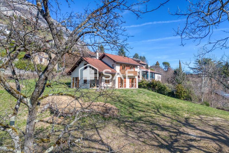 Maison - 130 m² - 5 pièces