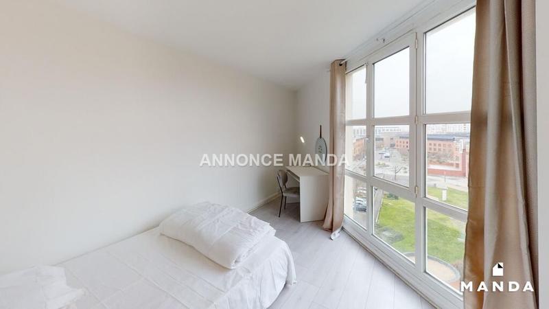 Chambre - 9 m² - 6 pièces