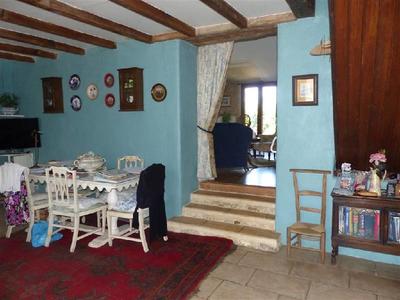 Maison - 235 m² - 7 pièces