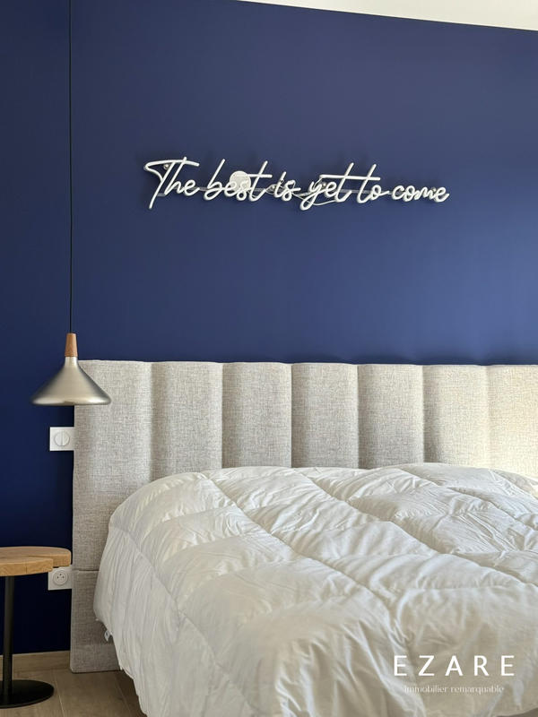 Maison - 302 m² - 7 pièces