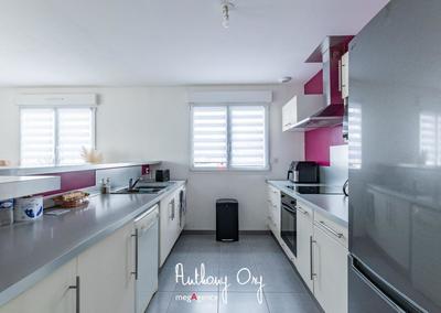 Appartement - 88 m² - 4 pièces