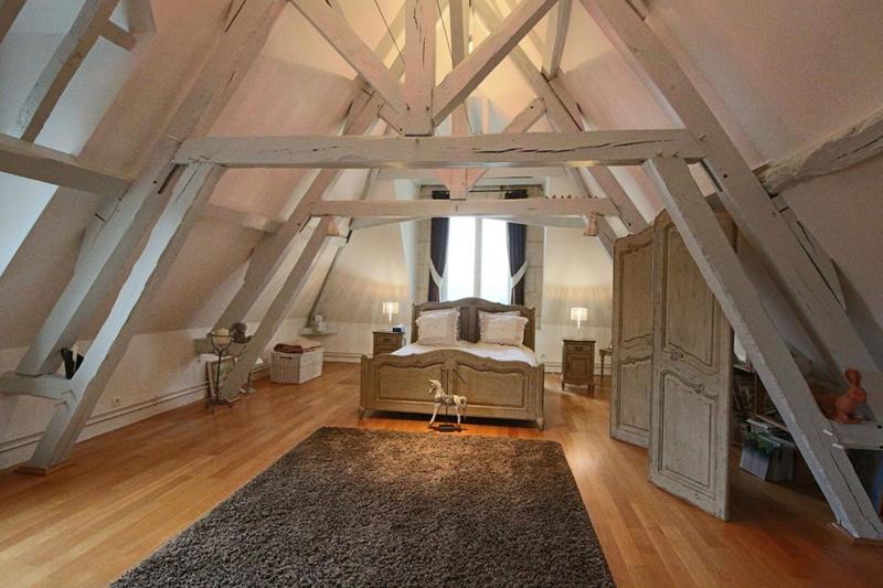 Demeure - 700 m² - 13 pièces