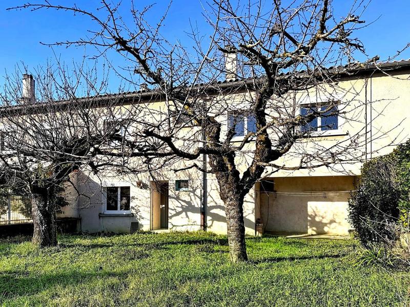 Maison - 145 m² - 8 pièces
