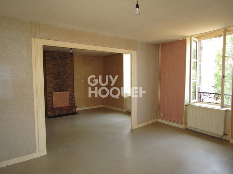 Maison - 213 m² - 6 pièces