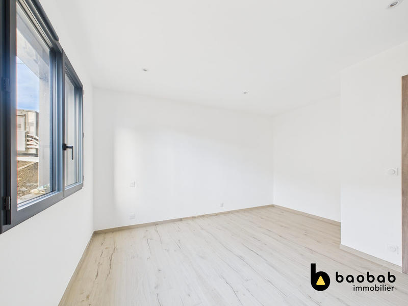 Maison - 106 m² - 4 pièces