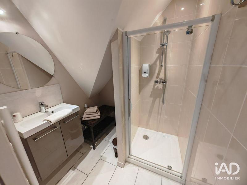 Maison - 700 m² - 23 pièces