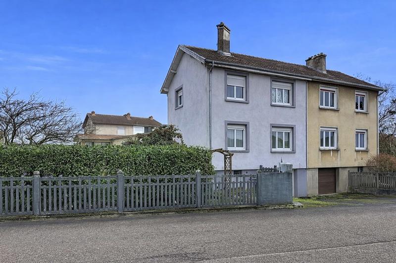 Maison - 80 m² - 4 pièces