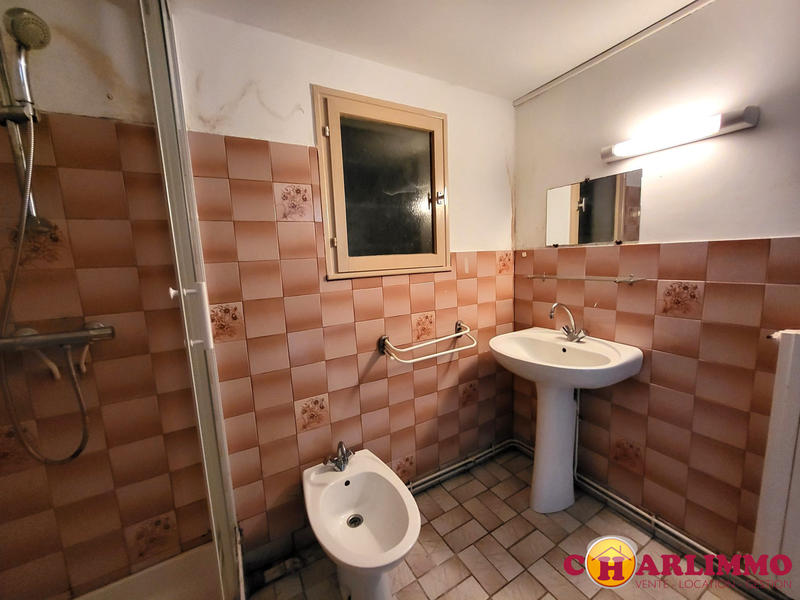 Maison - 262 m² - 7 pièces