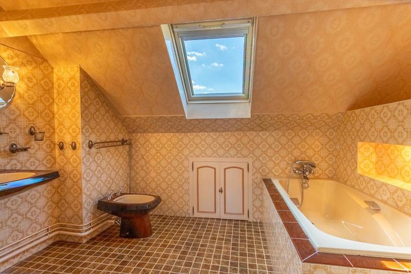 Maison - 142 m² - 6 pièces