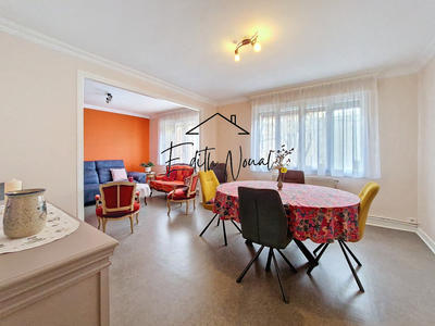 Appartement - 90 m² - 5 pièces