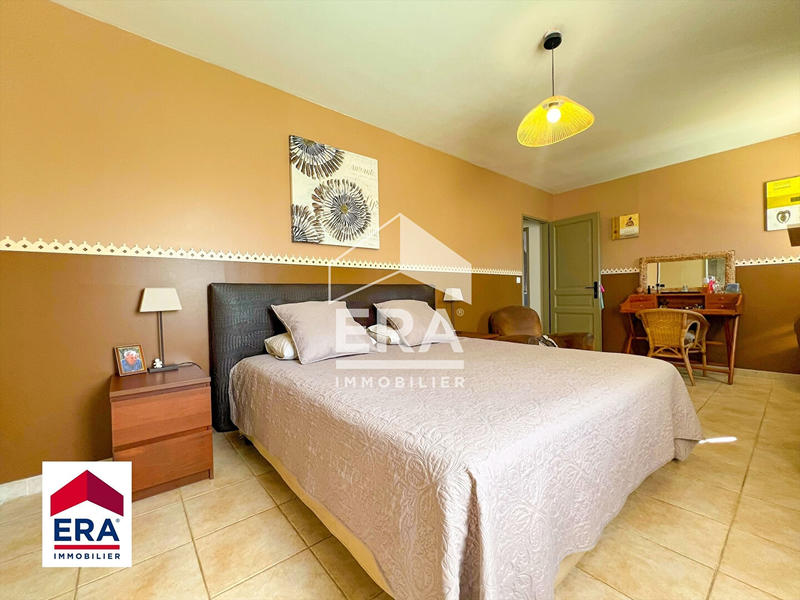 Maison - 160 m² - 5 pièces