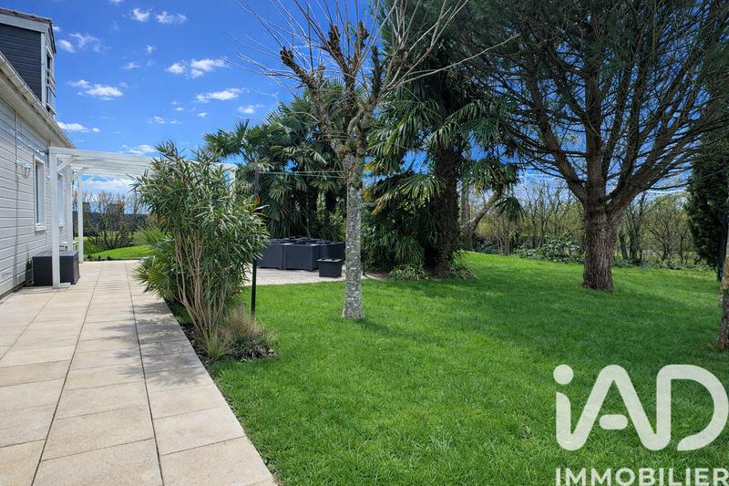 Maison - 140 m² - 6 pièces