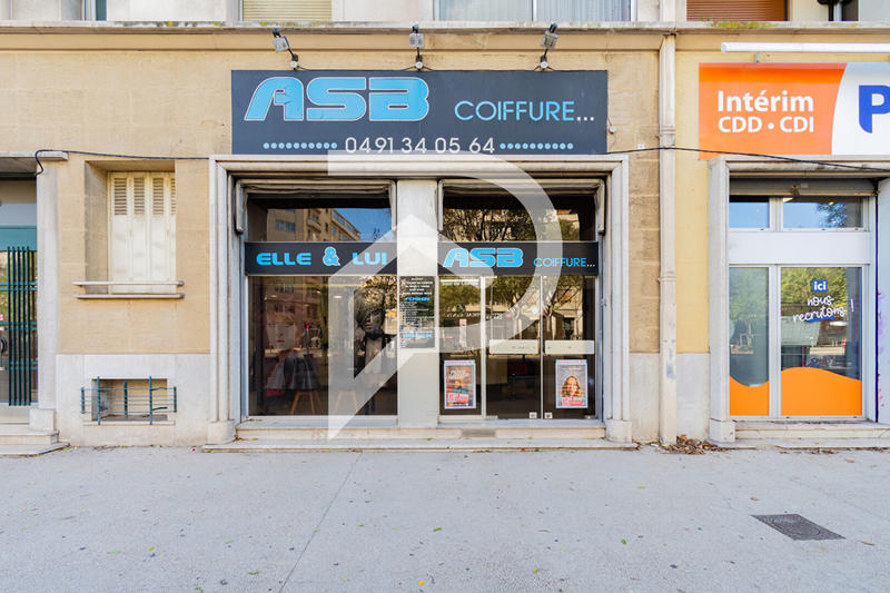 Local commercial - 30 m² - 1 pièce