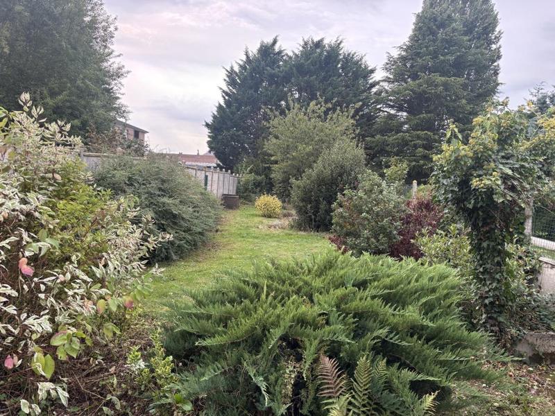 Maison - 140 m² - 7 pièces