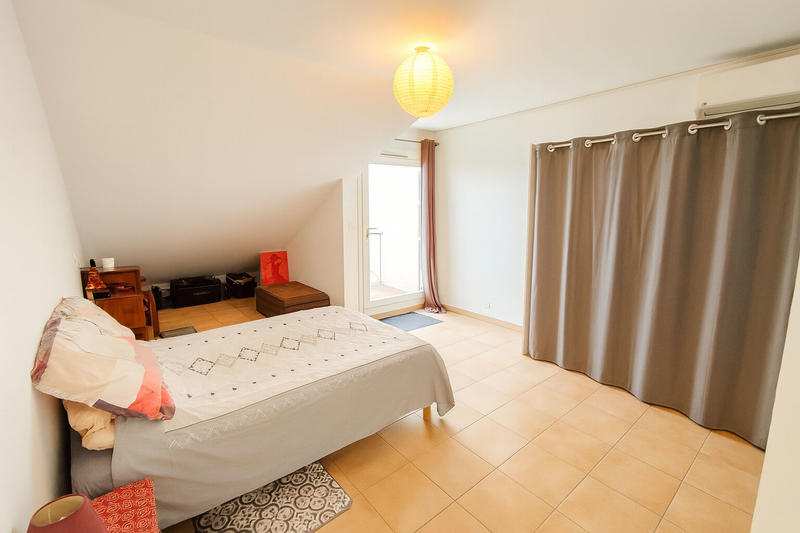 Duplex - 77 m² - 4 pièces